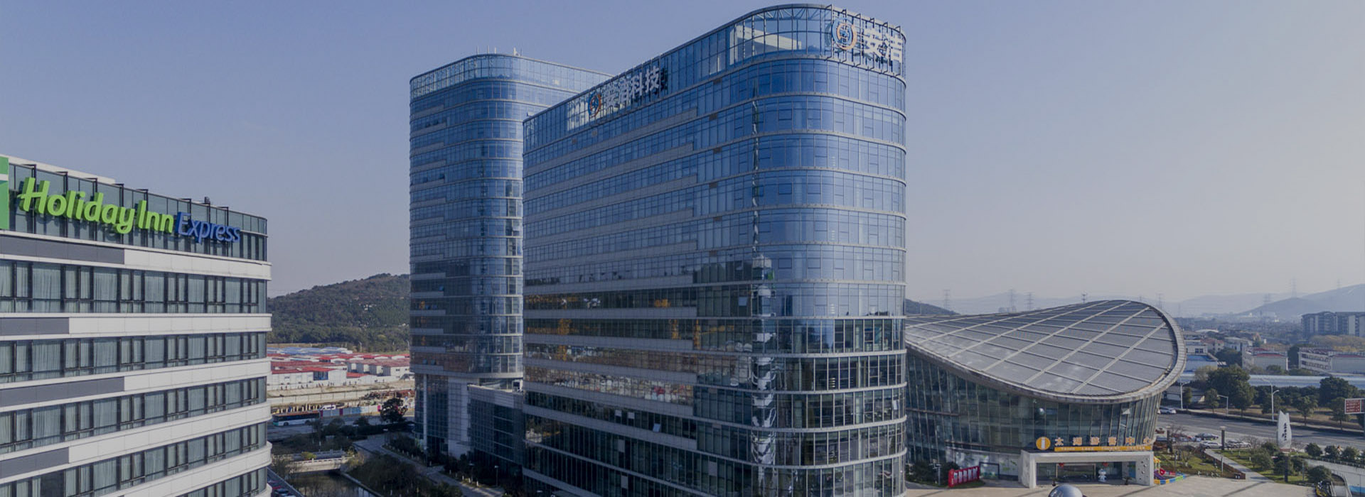 无码AV动漫精品一区二区免费